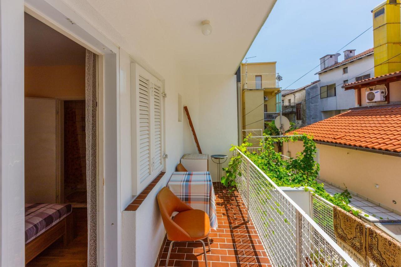 Apartments And Room Art Crikvenica Exteriör bild