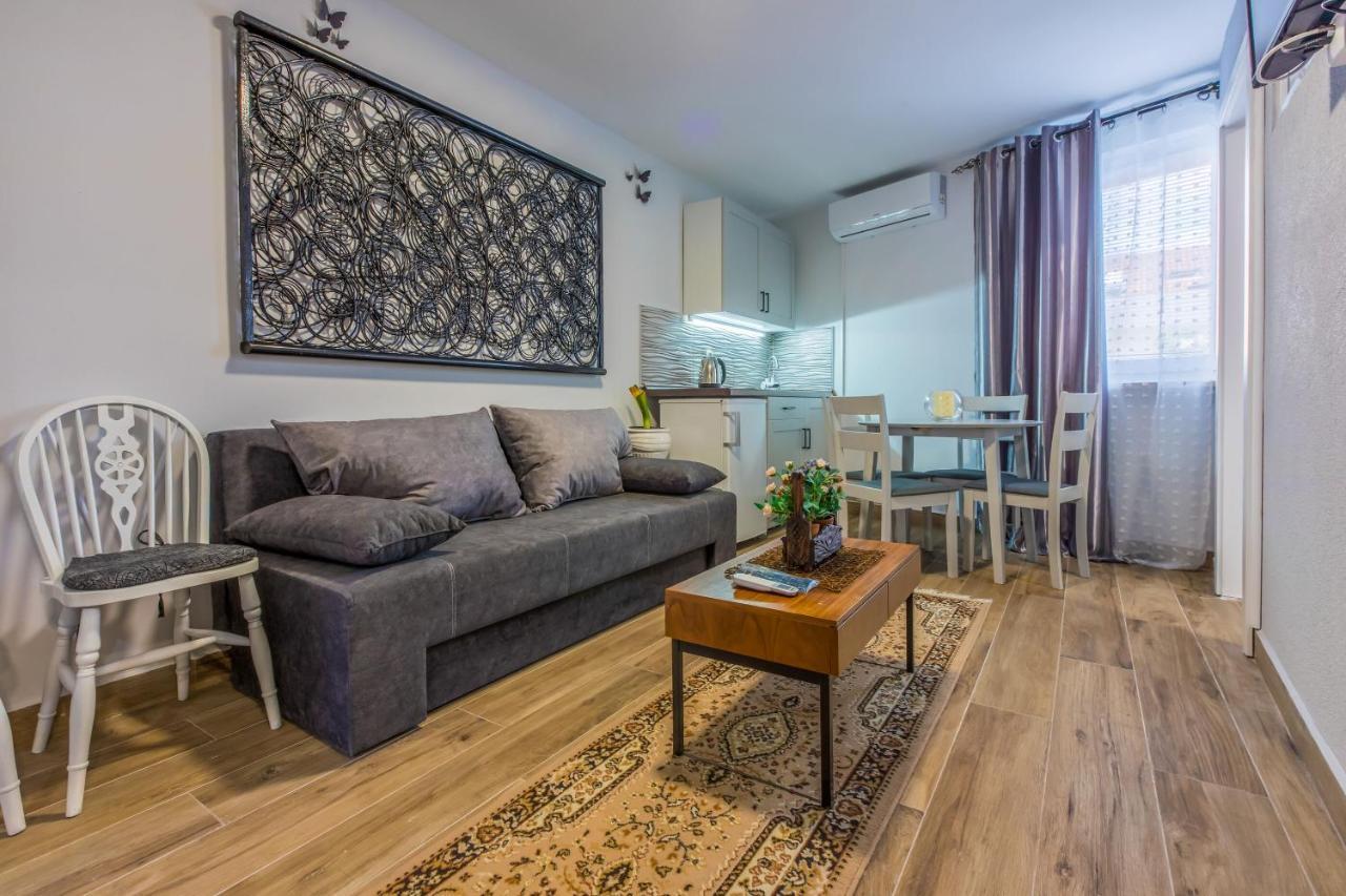 Apartments And Room Art Crikvenica Exteriör bild